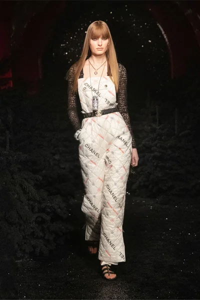 Look 32